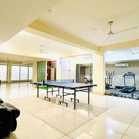 Bluo Studio4 Golf Course Road - Gym, Balcony, Lift Gurgaon Ngoại thất bức ảnh